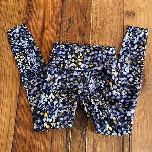 NWOT Lululemon size 2 leggings